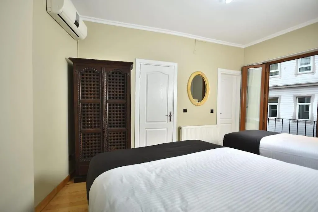 Bonjour Suit Private Triplex Apartment Istanbul