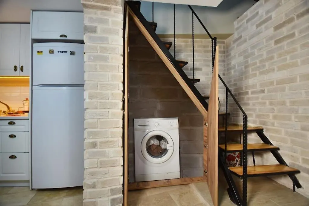 Bonjour Suit Private Triplex Apartment Istanbul